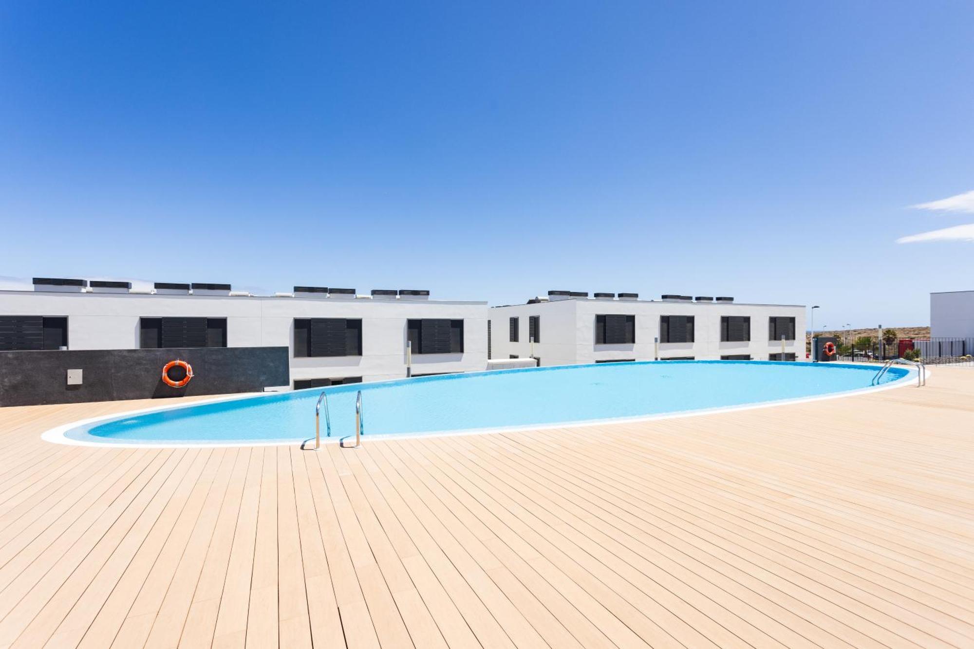 Apartment Home2book Cozy & Modern Apt, Pool & Terrace