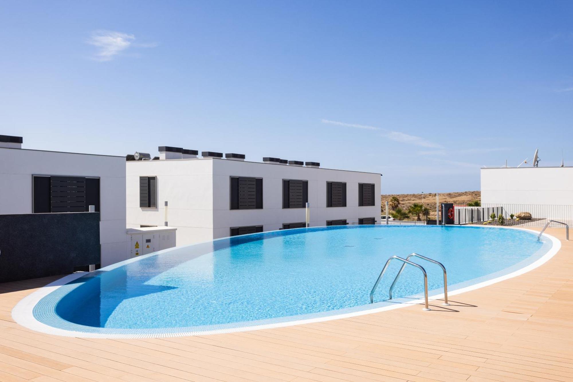 Home2book Cozy & Modern Apt, Pool & Terrace Apartment *